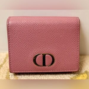 CHRISTIAN DIOR 30 Montaigne CD Logo Pink Barbie Coquette Compact Wallet Case